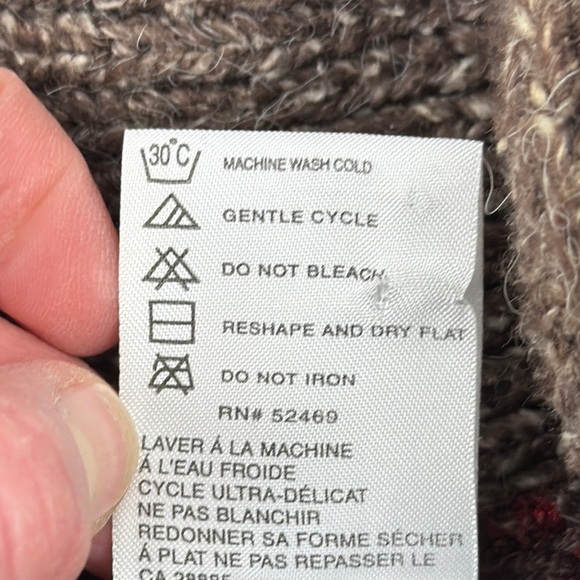 Huntington Ridge Cozy Knit Striped Zippered Vest - Picture 5 of 10